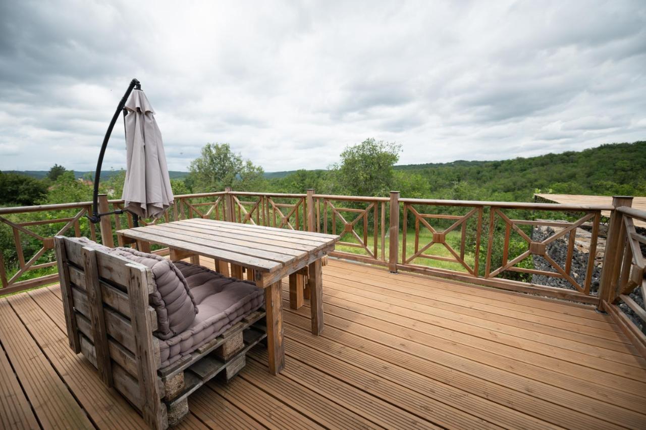 Lot En Dock 3 Logements Atypiques Et Ecologiques En Vallee De La Dordogne Суйак Экстерьер фото